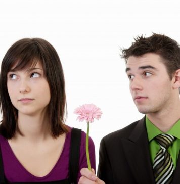 How to Avoid the Friend Zone – Never Get Stuck in the Friend Zone Again!