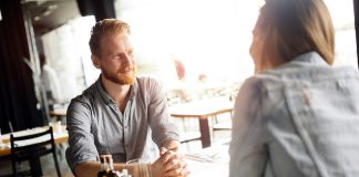How To Know If a Woman Really Likes You